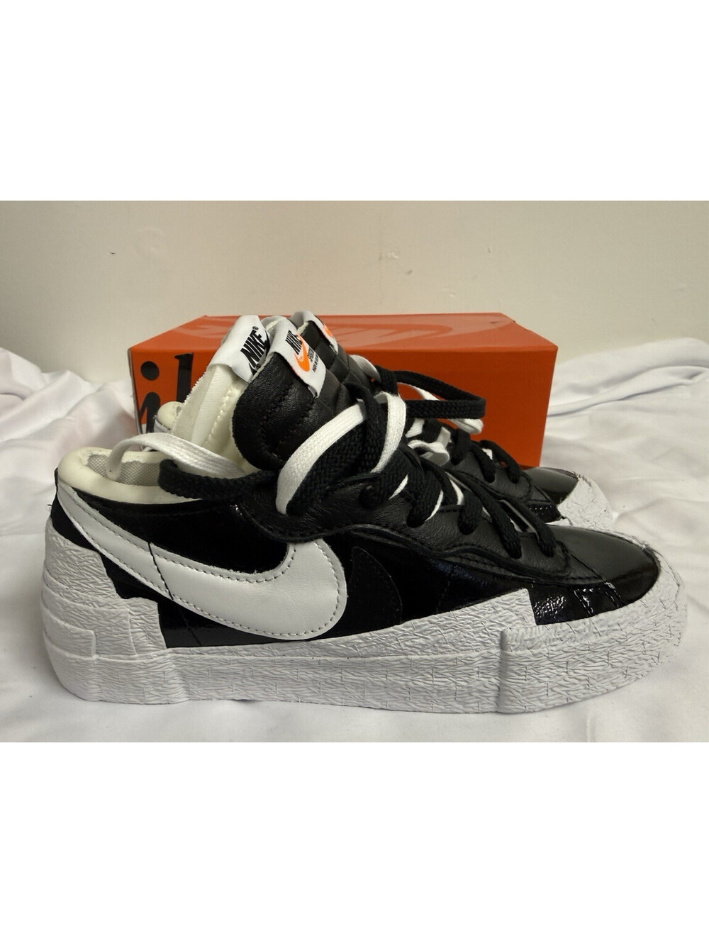 Size 6.5 Mens sz 8 Womens - Nike Sacai x Blazer Low Deadstock Black Patent NWB